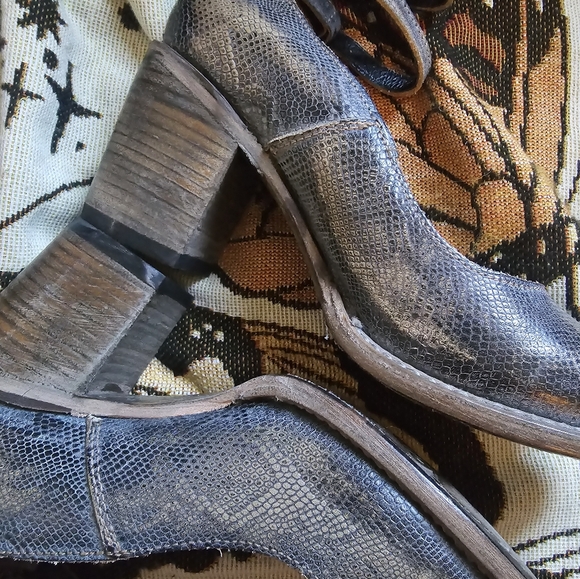 FREEBIRD Randi Reptile Snake Pewter Gray Heeled Leather Shoes - Size 10 NEW FIRM - Picture 5 of 15